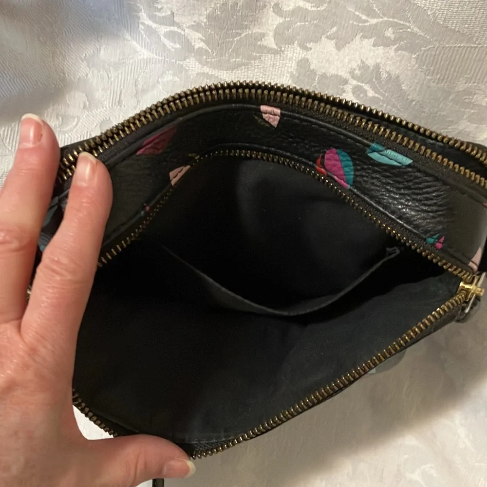 Fossil Sydney Crossbody Bag - Picture 8 of 10